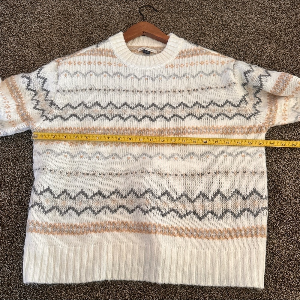American Eagle Outfitters Sweater Small Cream Tan Gray Soft Cozy Pullover Winter - Picture 5 of 6